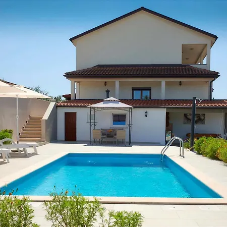 House Emma Villa Burići